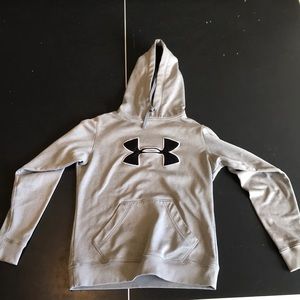 Under Armour sweatshirt